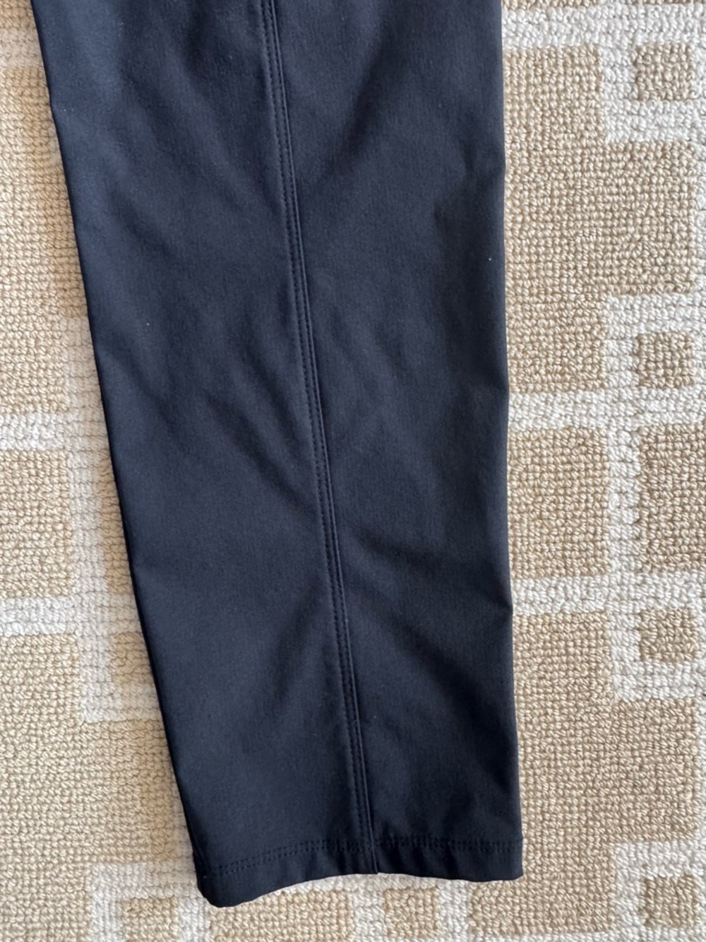 Athleta Black High Rise Trekking Pants Stretch Travel Hiking Size 14 - Picture 7 of 10